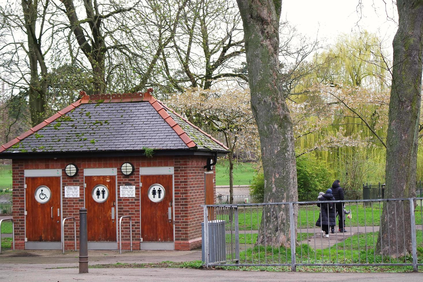 A public restroom beside a park